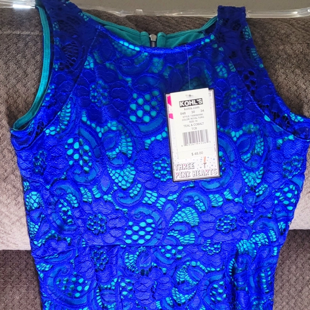 Girl's dress